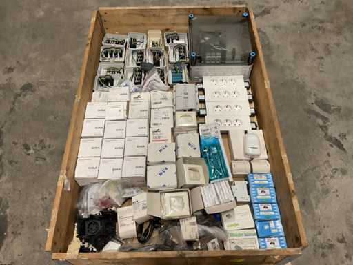 Partia materia?u instalacyjnego