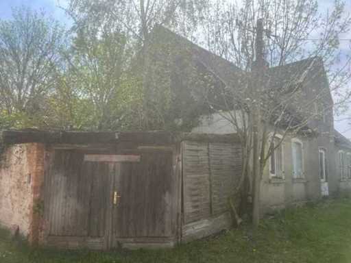 Detached country house with barn on spacious plot of approx. 1,090 m² in Rohndorf (Südliches Anhalt) Halle-Leipzig- Flughafen - Germany