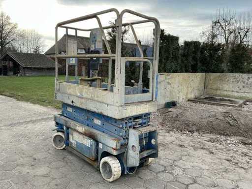 Plateforme de travail aérienne Genie GS-1930 à ciseaux,