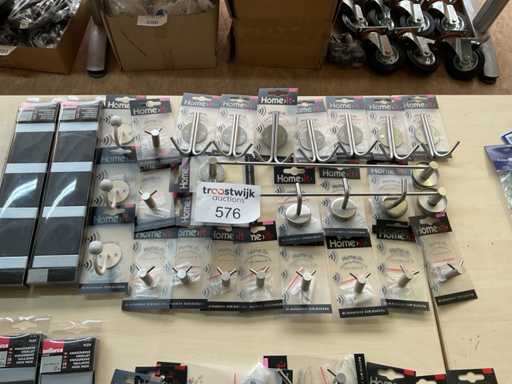 1 x batch of coat racks; Wall hooks