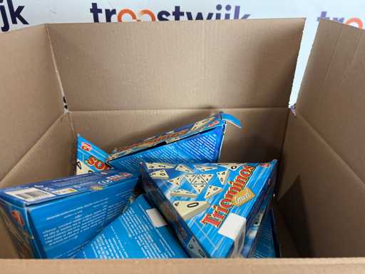 Party Triominos Travel - Travel Game