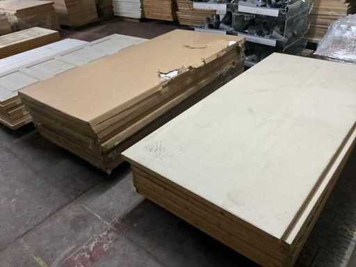 Various Wooden doors (45x)