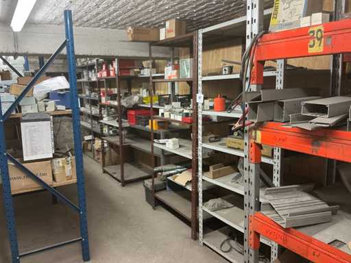 Rafturi de depozitare cu conținut (5x)