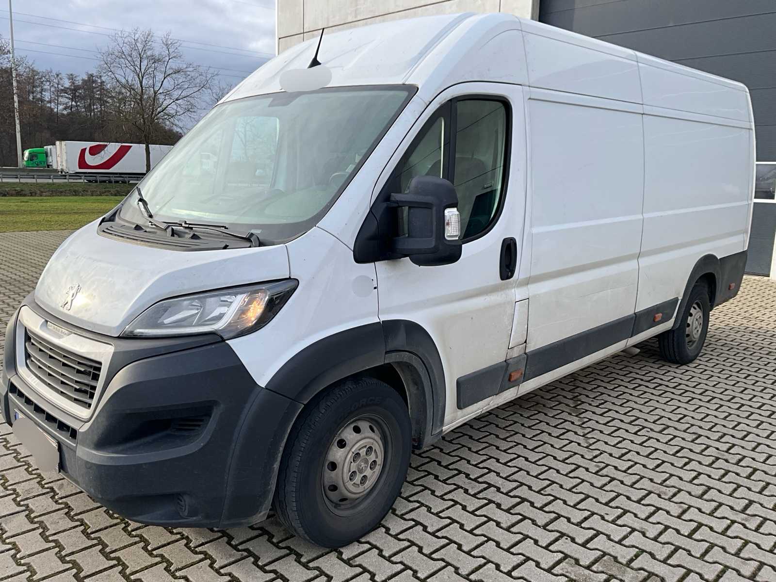 2023 Peugeot Boxer L4 137000km -airco