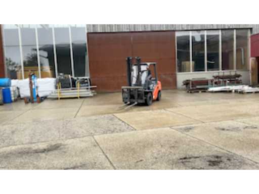 5b6a50ad-5929-4d4b-ad38-eea0f9c9bec4.mp4