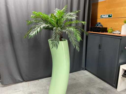 Roślina sztuczna z doniczką