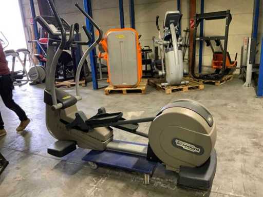 Technogym Excite synchro 500 led Crosstrainer