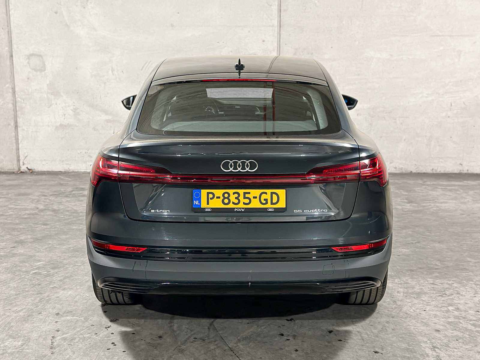 Audi e-tron Sportback 55 quattro edition 95 kWh 408pk 2022 (Origineel-NL + 1e eigenaar), P-835-GD