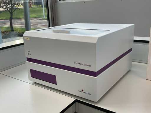 BMG LABTECH FLUOstar Omega Microplate Reader