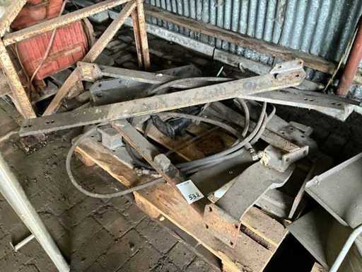 Diverse piese de utilaje agricole