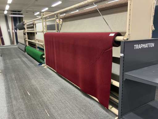 Charge verschiedener Teppichrollen