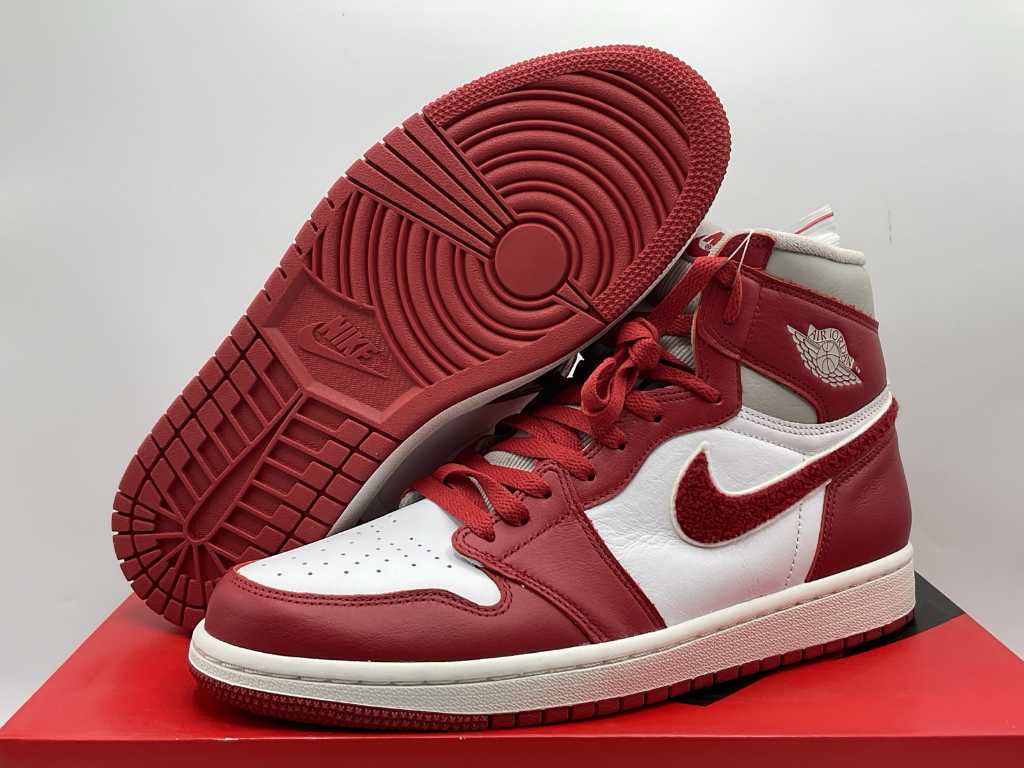 Nike Air Jordan 1 Retro High OG Varsity Red Dames Sneakers 43