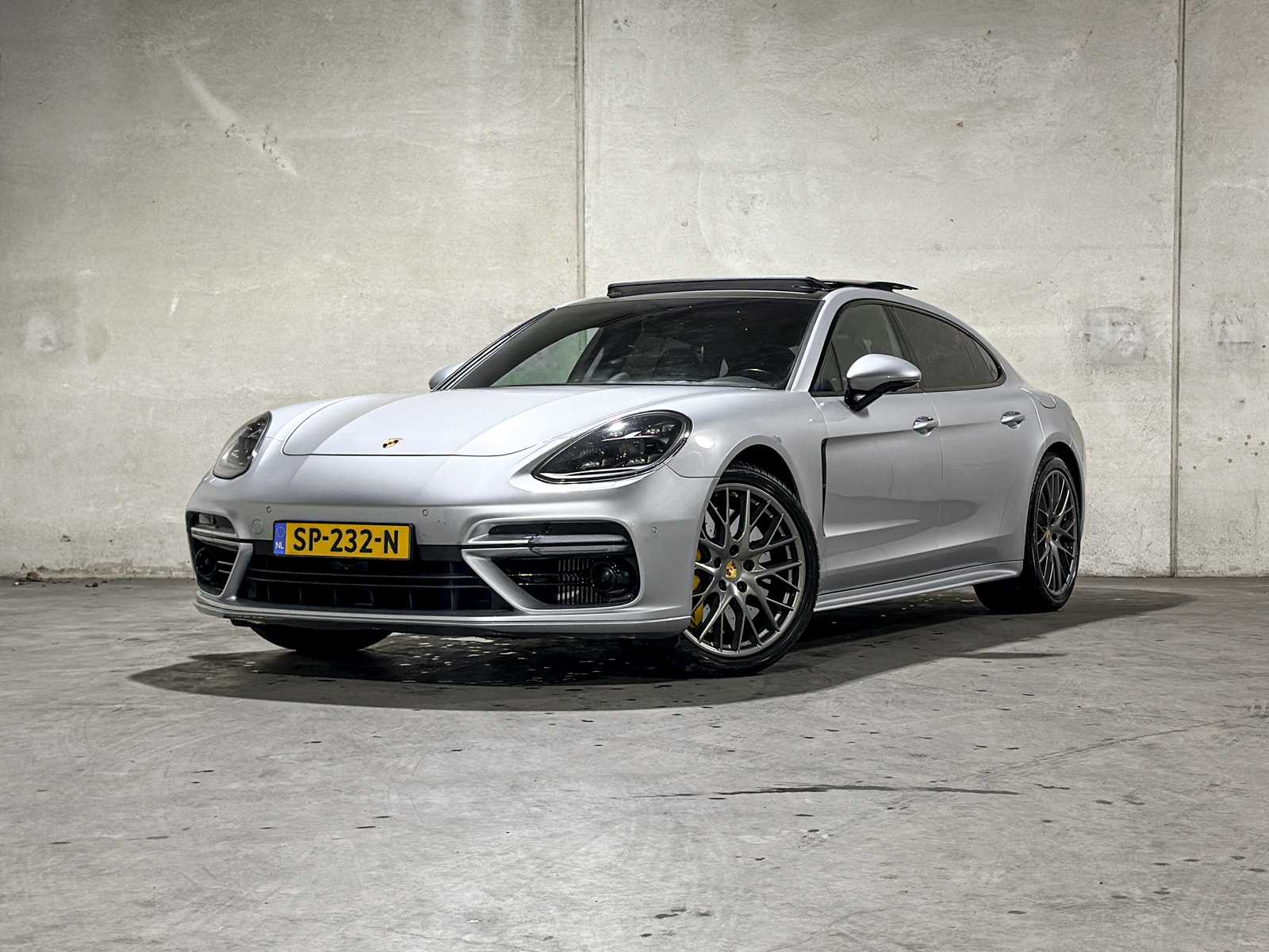 Porsche Panamera Turbo S E-Hybrid Executive 4.0 V8 680pk (Original-NL) Sport Chrono 2018, SP-232-N