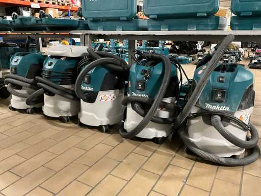 Aspirateur industriel Makita VC2512L 2021 (5 fois)