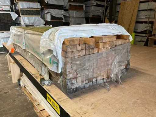 Grindă de colț din molid modificată termic (204x)