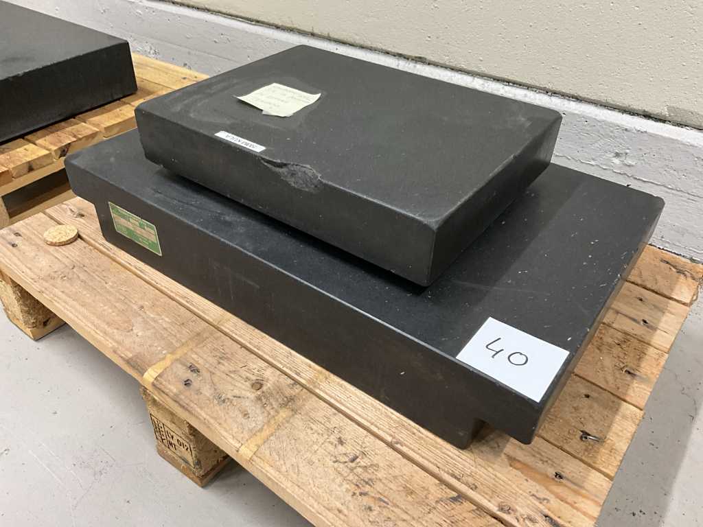 Granite surface and measuring plate (2x)