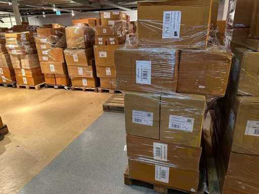 Lot decoration, Retail value €2,300