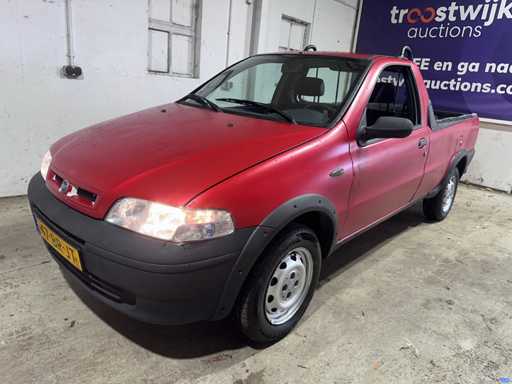 Fiat - Strada Pick-up - 1.2 60 - 47-BR-JT