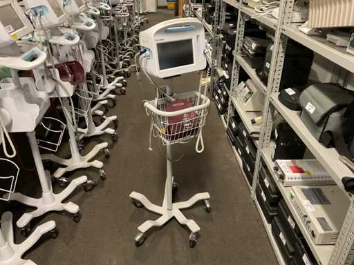 WelchAllyn Vital Signs 6000 series Patient Monitor