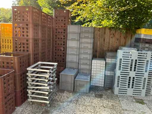 Partij diverse kratten