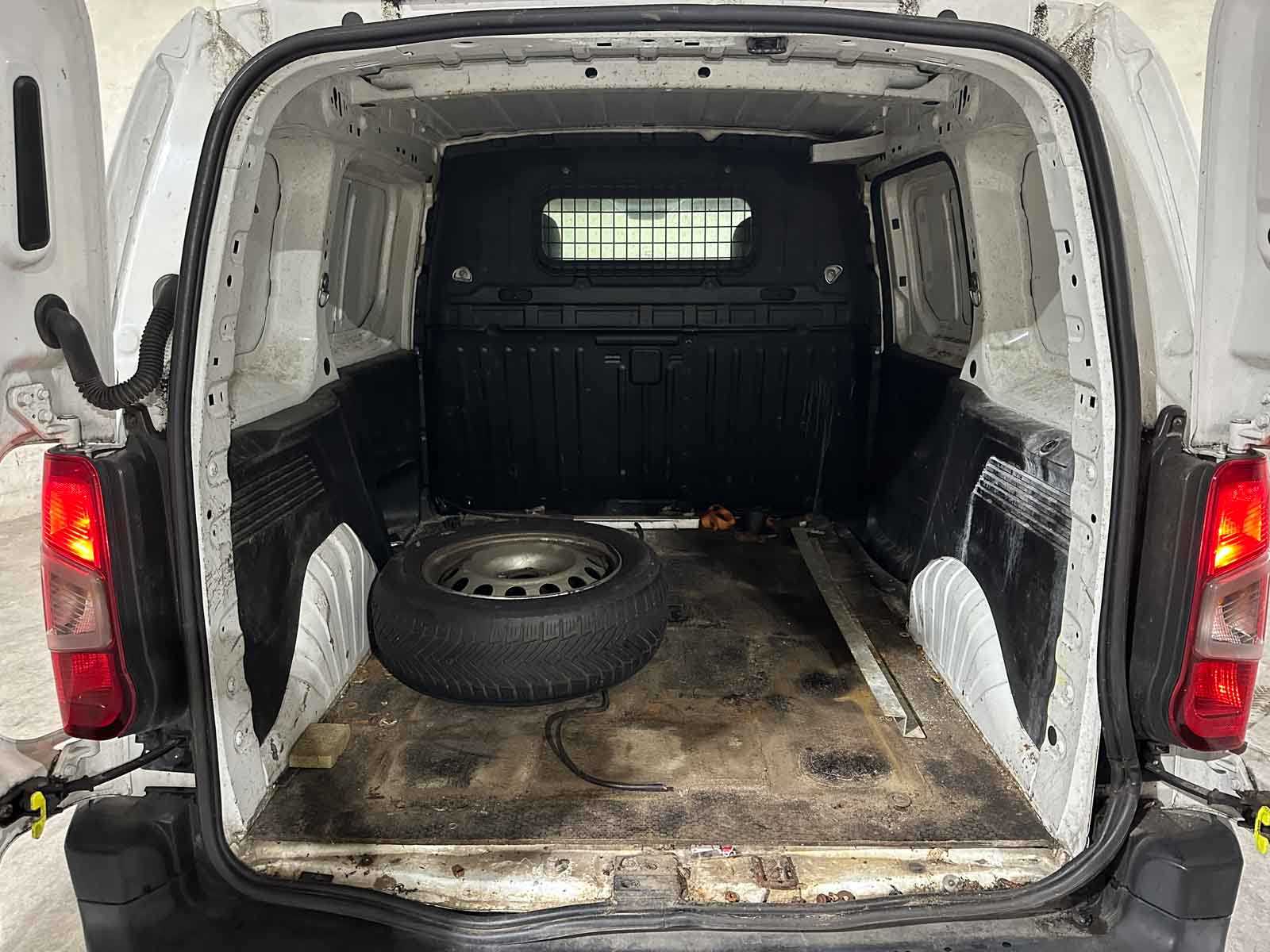 Peugeot Partner 1.6 BlueHDI 75 74pk 2019 (Origineel-NL+1e eigenaar), V-641-VZ 