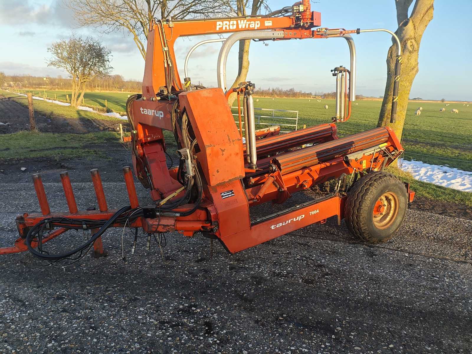 2008 Taarup 7664 PRO WRAP Bale wrapper