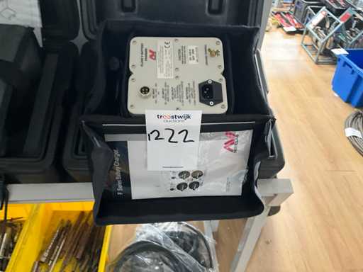 Minelab F-series Acculader