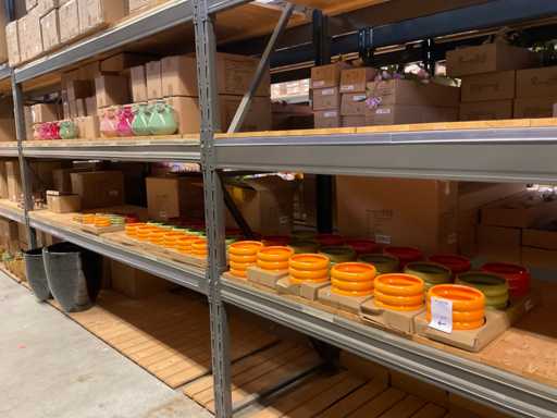 Lot de pots et vases