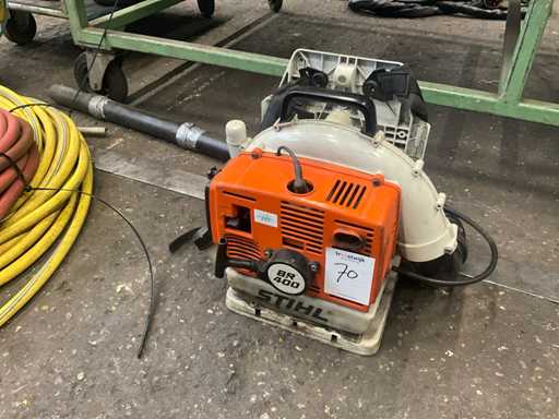 2000 Stihl BR400 Leaf Blower