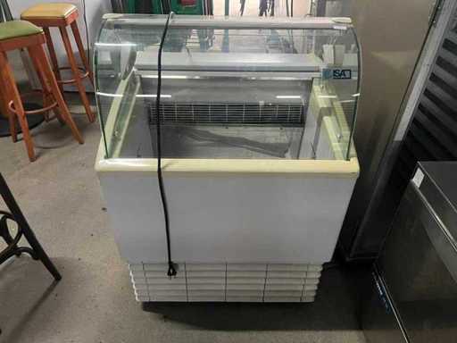ISA Isetta 4 Freezer