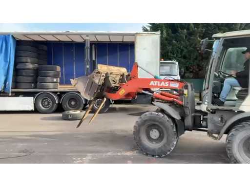 VIDEO-2025-12-03-07-46-41.mp4