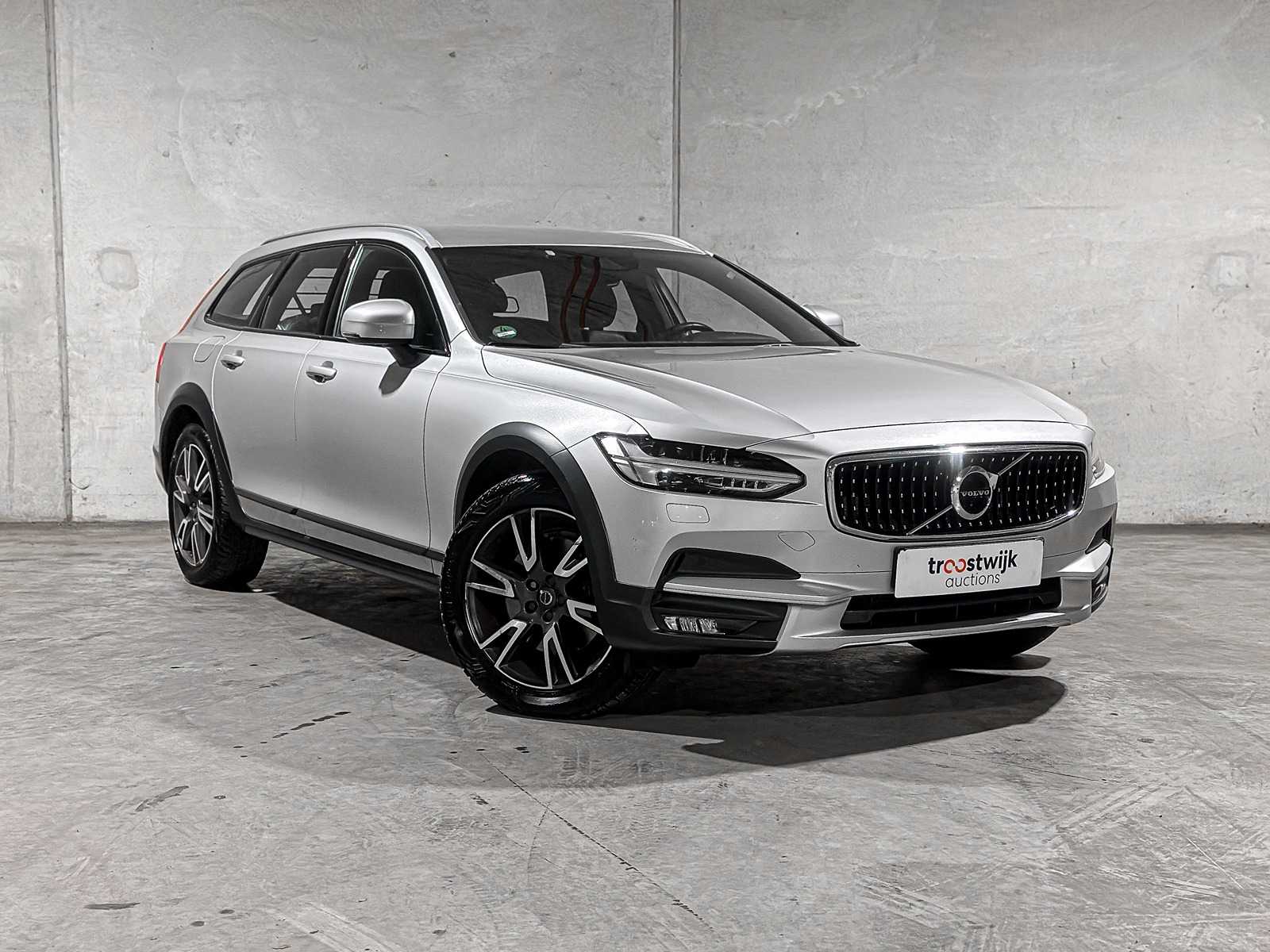 Volvo V90 Cross Country 2.0 T5 Pro 254PK 2018, TT-858-K