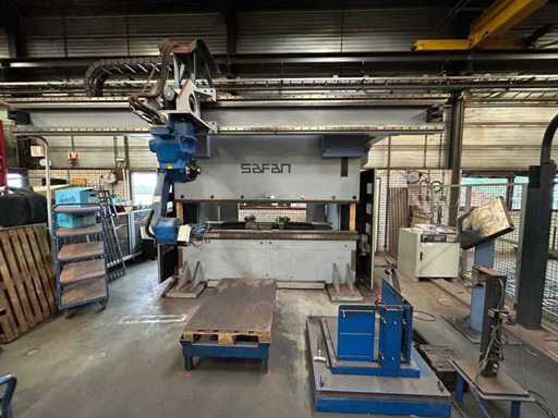 SAFAN - Motoman - 2001 - CNCL-R 80-3100 TS1 - CNC press brake with bending robot