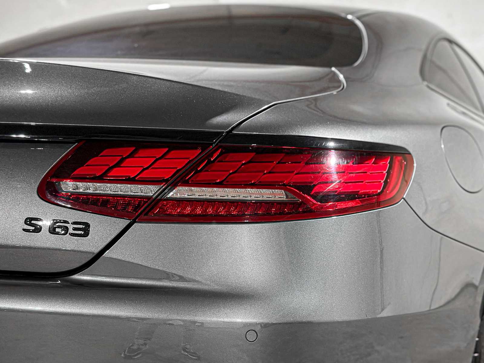 Mercedes-Benz S63 AMG 4.0 V8 4Matic 612hp 2018 CARBON S-Class Coupe