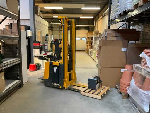 Jungheinrich Stapelaar