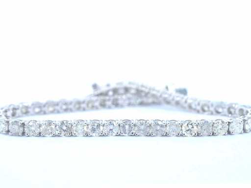 Witgouden tennisarmband met natuurlijke briljant geslepen diamanten