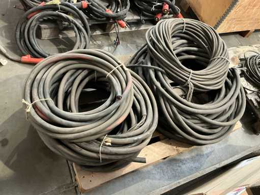 Divers câbles d’alimentation (6x)