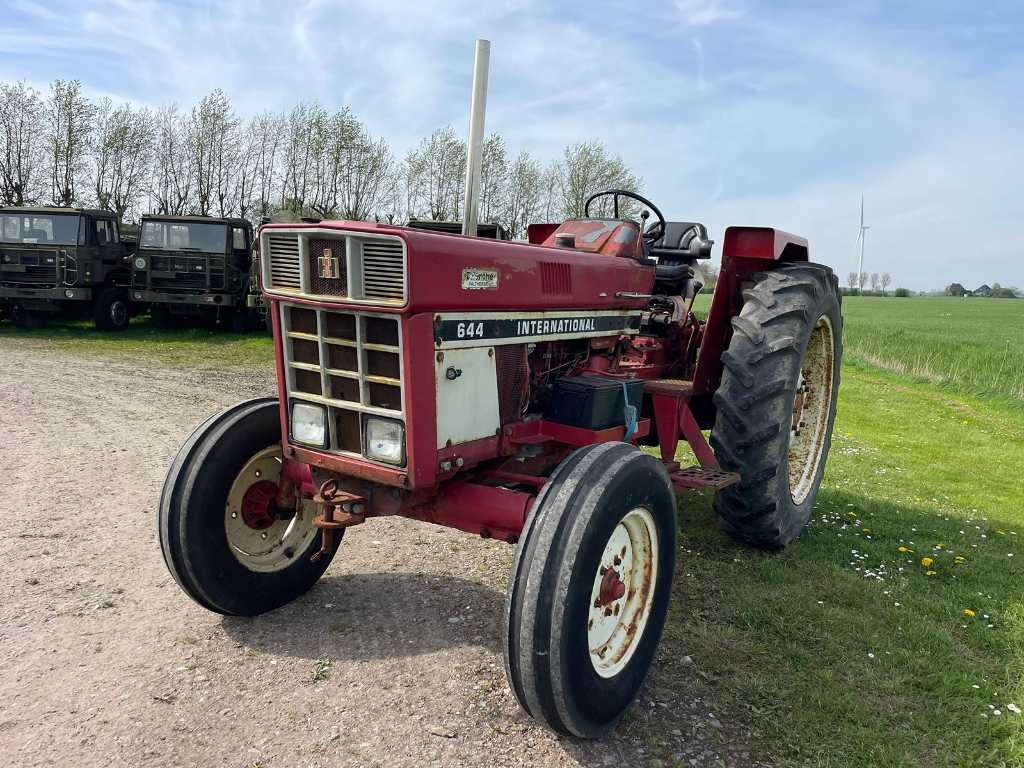 International - 644 - Oldtimer Traktor