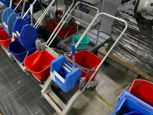 Ecolab Schoonmaakwagens (2x)