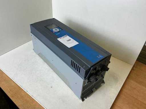 Vacon Flow Vacon0100-3L-0038 Frequenzwandler