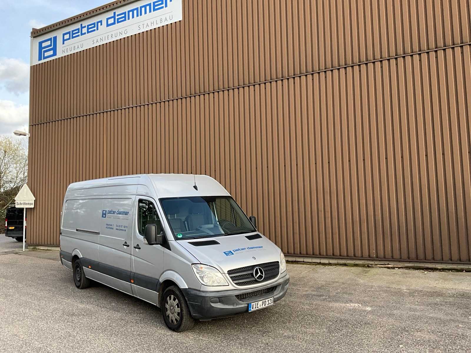 2009 Mercedes-Benz 311 Extended commercial van