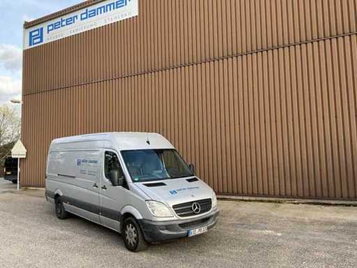 Mercedes-Benz 311 Extended Commercial van 2009