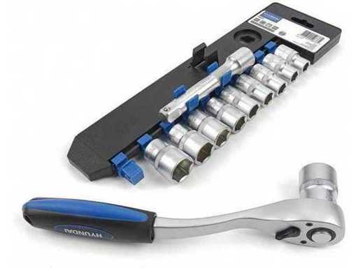 Set de chei tubulare Hyundai 59632 cu 12 piese, 3/8" (66x)