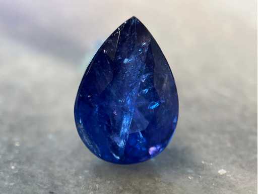 Tanzanit 9,04 karatowy naturalny tanzanit