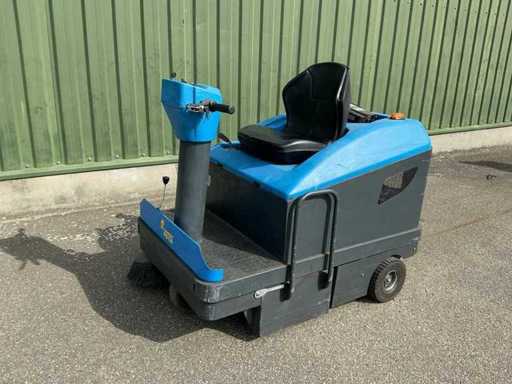 2012 ISAL PB106 Ride-on Sweeper