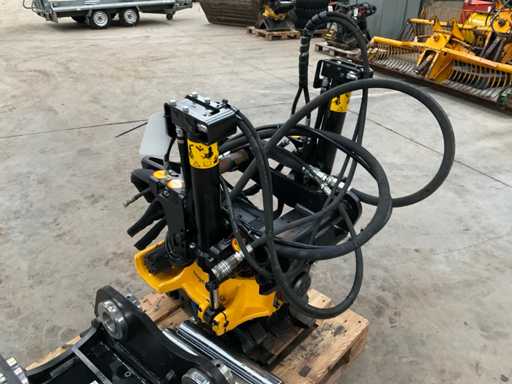 2017 Engcon EC214-QS60-QS60-SS9 tiltrotator, "S60"