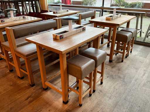 Hutten - Bartafel met bank en 2 krukken (2x)