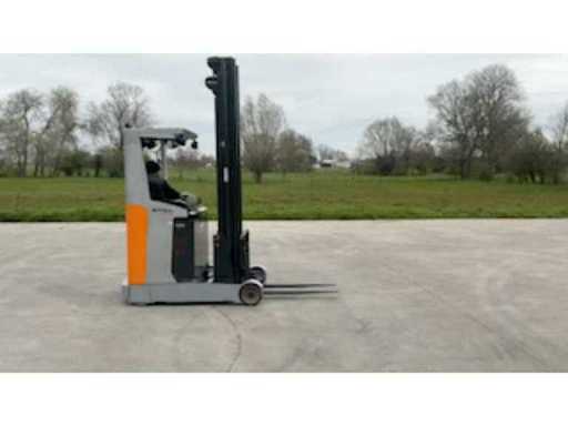 8677c54a-de0d-4e2b-a7e3-2be029d590ac.mp4