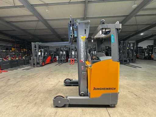 2022 Service + UVV 05/2027 Jungheinrich ETV320 2.000kg Triplex 530cm 3.+4. Valve Fork Adjuster 91 cm Reach Truck Forklift 47 hours