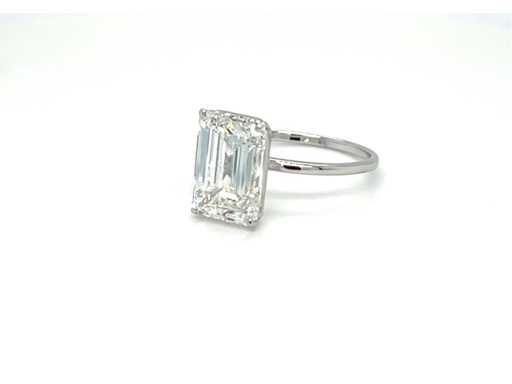 Inel din aur alb de 14 kt cu diamant 5,09 ct